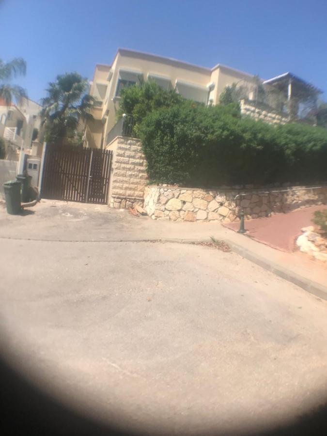 Magnificant Studio/Zimmer Zichron Zikhron Yaakov Bagian luar foto